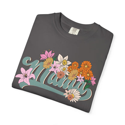 Mom Retro Flowers T-Shirt - Personalised Mother's Day Gift for Mama