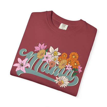 Mom Retro Flowers T-Shirt - Personalised Mother's Day Gift for Mama